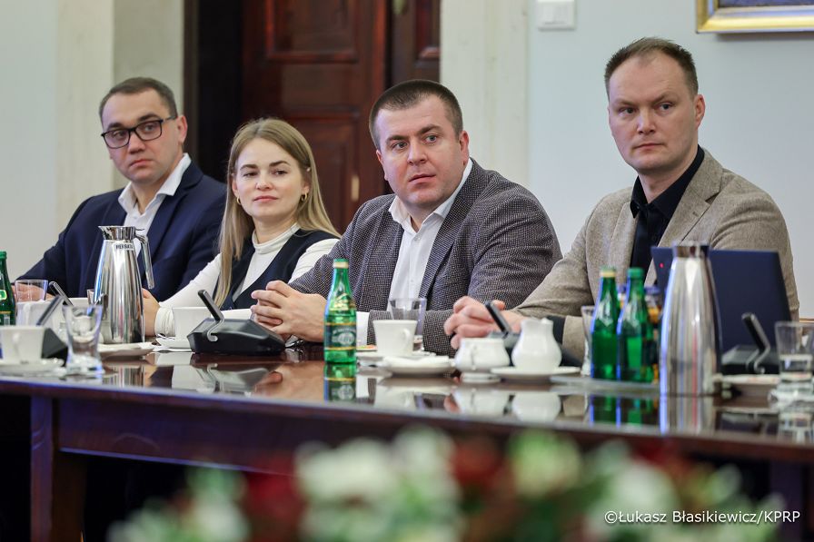 010_Minister_Mateusz_Kotecki_spotkanie_ws_programu_czyste_powietrze_15-12-2025_LB_29768.jpg.JPG