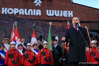 017_Prezydent_Karol_Nawrocki_Katowice_44_Rocznica_pacyfikacji_Kopalni_Wujek_16-12-2025_MWB25938.jpg