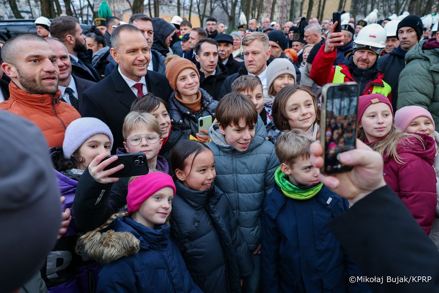 005_Prezydent_Karol_Nawrocki_Katowice_44_Rocznica_pacyfikacji_Kopalni_Wujek_16-12-2025_MWB11630.jpg