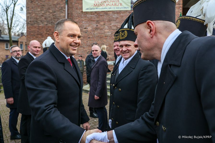 001_Prezydent_Karol_Nawrocki_obchody_44_rocznicy_pacyfikacji_kopalni_Wujek MWB_20251216_MWB10210.jpg