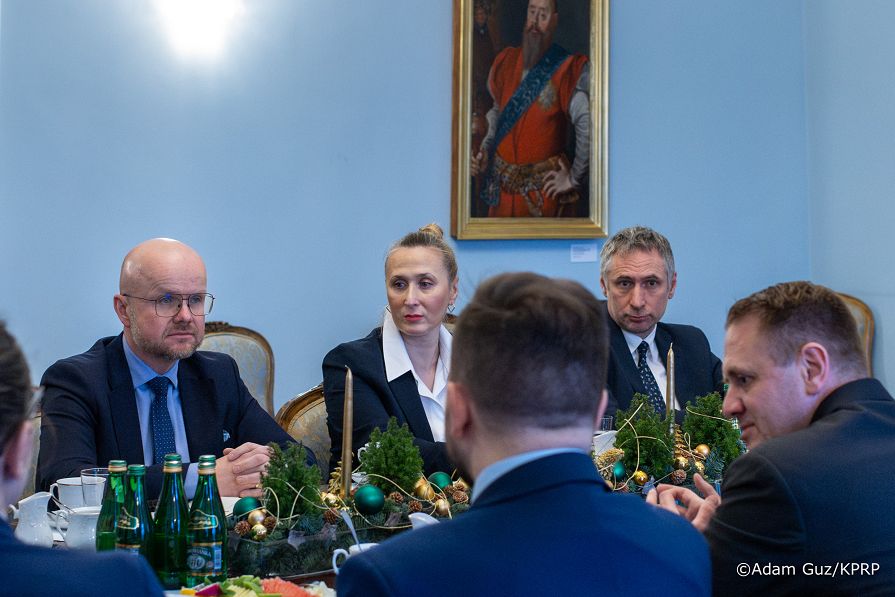 006_Minister_Mateusz_Kotecki_spotkanie z Rzecznikiem Finansowym_Michałem_Ziemiakiem_17-12-2025_MB1_9701.jpg.JPG