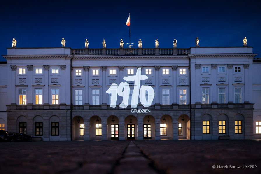 001_Iluminacja_Grudzien_1970_20251217_MB1_9737.jpg