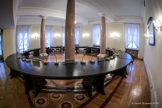 001_Prezydent_Karol_Nawrocki_Okragly_Stol_przekazanie_Muzeum_Historii_Polski_20251218_MB1_9975.jpg
