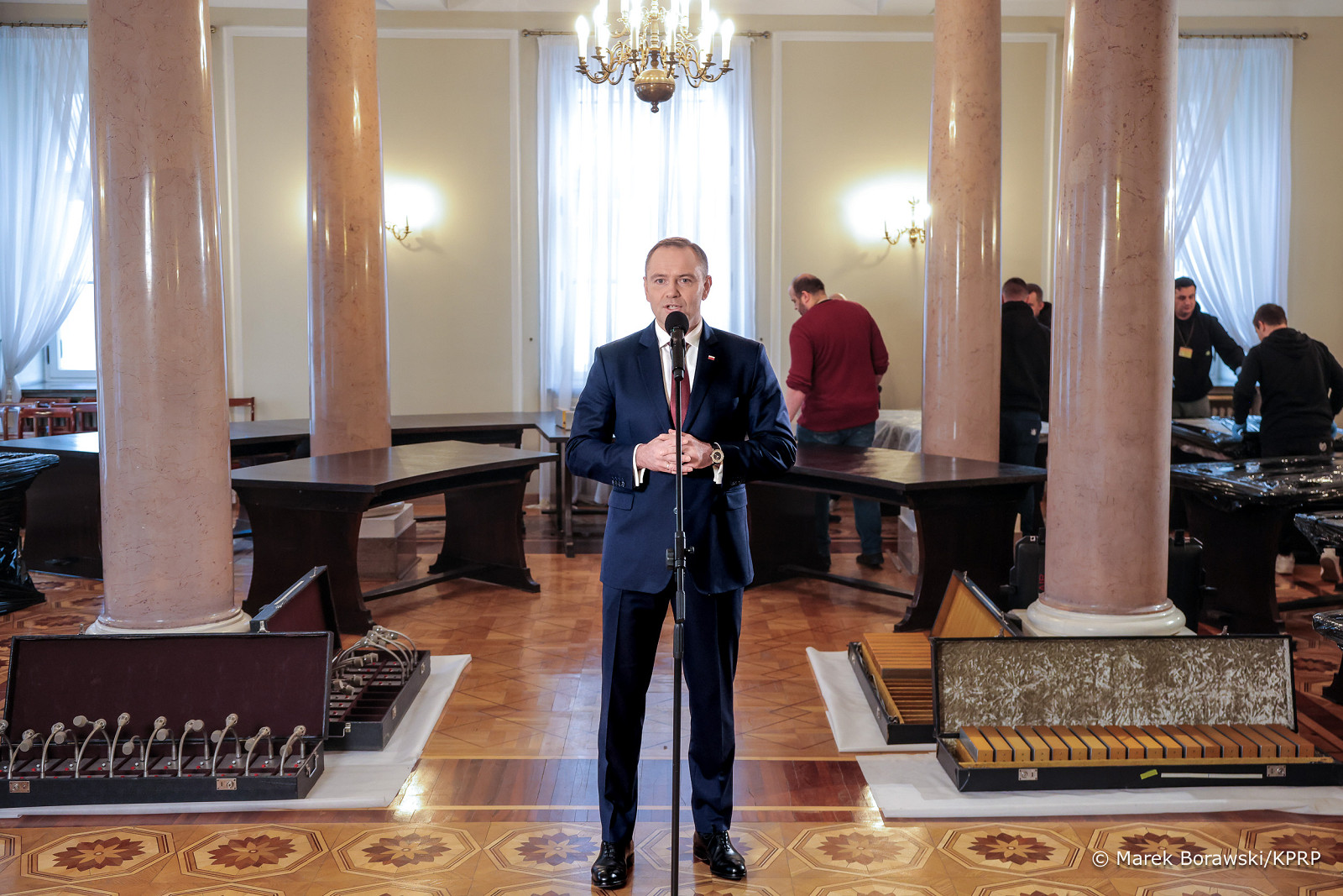 004_Prezydent_Karol_Nawrocki_Okragly_Stol_przekazanie_Muzeum_Historii_Polski_20251218_MB1_0075.jpg [1,001.37 KB]