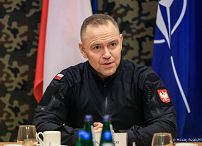 006_Prezydent_Karol_Nawrocki_wizyta_port_Rzeszow_Jasionka_i_POLLOGHUB_20251202_MWB20299.jpg