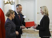 02_Karol_Nawrocki_Rady_Rodziny_Demografii_20251202_PK1_7492.jpg