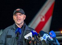 011_Prezydent_Karol_Nawrocki_wizyta_port_Rzeszow_Jasionka_i_POLLOGHUB_20251202_MWB20859.jpg