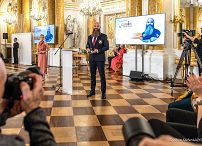 008_Prezydentowa_Marta_Nawrocka_Gala_konkurs_Czlowiek_bez_barier_20251202_7C6A8574.jpg