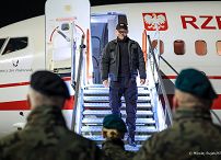 001_Prezydent_Karol_Nawrocki_wizyta_port_Rzeszow_Jasionka_i_POLLOGHUB_20251202_MWB20055.jpg