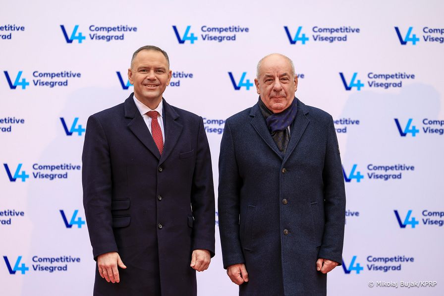 001_Prezydent_Karol_Nawrocki_spotkanie_Prezydentow_panstw_Grupy_Wyszehradzkiej_20251203_MWB21483.jpg