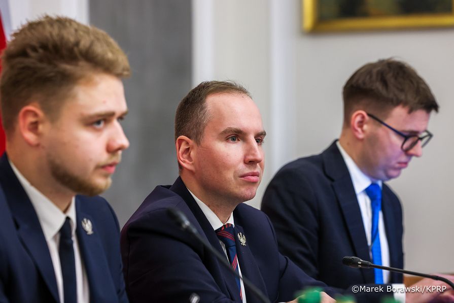 010_Minister_Adam_Andruszkiewicz_Posiedzenie Rady Młodzieży przy Prezydencie RP_03-12-2025_MB2_1109.jpg.JPG