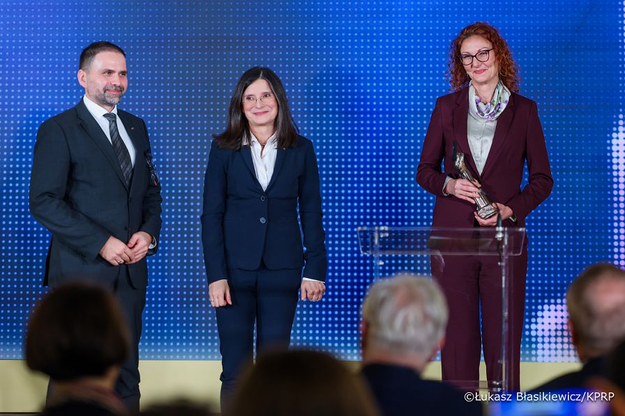 009_Minister_Adam_Andruszkiewicz_Uroczystość wręczenia Nagród Fundacji Polskiej_03-12-2025_LB_21524.jpg.JPG