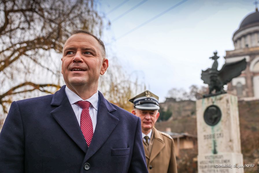 003_Prezydent_Karol_Nawrocki_wieniec_Pomnik_Krola_Jana_III_Sobieskiego_Wegry_20251203_MWB14053.jpg