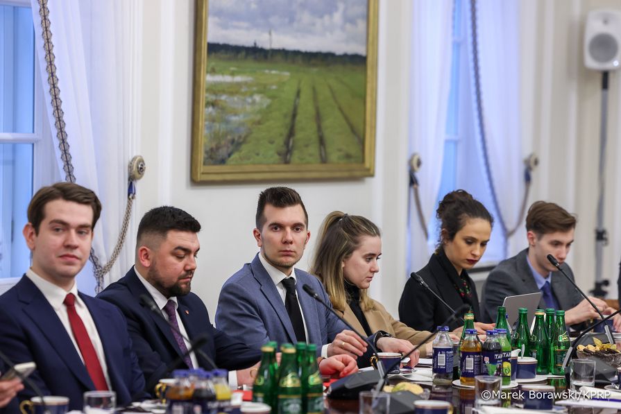 004_Minister_Adam_Andruszkiewicz_Posiedzenie Rady Młodzieży przy Prezydencie RP_03-12-2025_MB2_1060.jpg.JPG