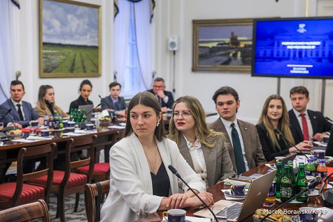 011_Minister_Adam_Andruszkiewicz_Posiedzenie Rady Młodzieży przy Prezydencie RP_03-12-2025_MB1_2752.jpg.JPG