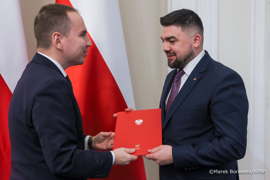 006_Minister_Adam_Andruszkiewicz_Posiedzenie Rady Młodzieży przy Prezydencie RP_03-12-2025_MB1_2699.jpg.JPG