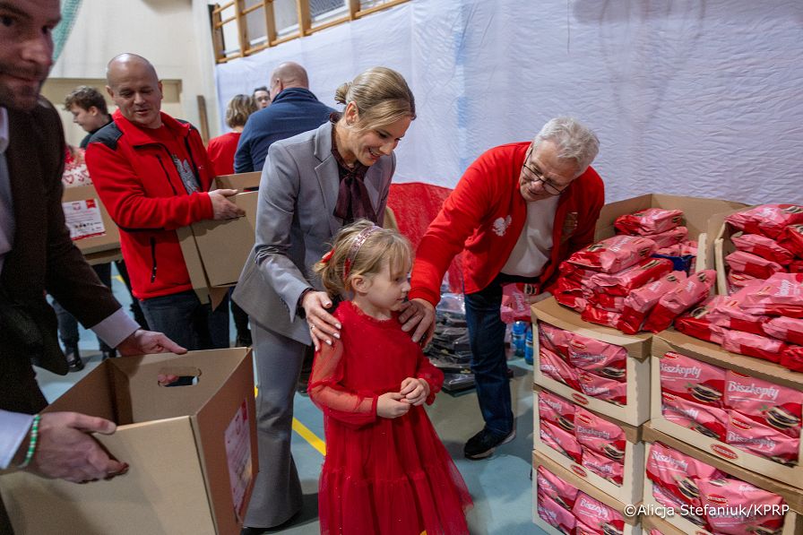 016_Pierwsza_Dama_Marta_Nawrocka_Chociwl_Paczka dla rodaka i Bohatera na Kresach_05-12-2025_7C6A3021.jpg.JPG
