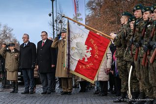007_Doradca_Jan_Jozef_Kasprzyk_wieniec_pomnik_Jozefa_Pilsudskiego_Belweder_20251205_1S5A5793.jpg