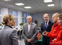 003_Pierwsza_Dama_Marta_Nawrocka_Chociwl_Paczka dla rodaka i Bohatera na Kresach_05-12-2025_7C6A0666.jpg.JPG