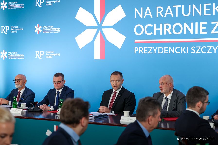 002_Prezydent_Karol_Nawrocki_Prezydencki_Szczyt_Zdrowotny_Na_ratunek_Ochronie_Zdrowia _20251205_MB2_1298.jpg