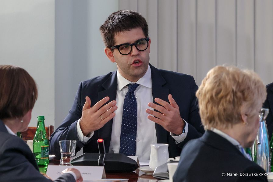 009_Prezydent_Karol_Nawrocki_Prezydencki_Szczyt_Zdrowotny_Na_ratunek_Ochronie_Zdrowia _20251205_MB2_1577.jpg