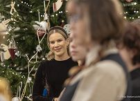 11_Marta_Nawrocka_ubieranie_choinki_Sien_Wielka_20251206_7C6A4540.jpg