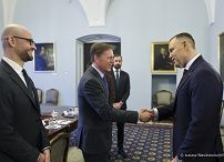 01_Karol_Nawrocki__Kevinn_Martinem_Prezes_ds_Polityki_Globalnej_firmy_Meta_20251208_LB_24651.jpg