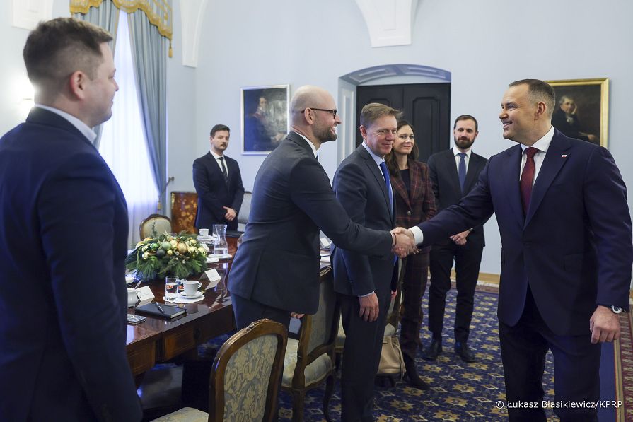 02_Karol_Nawrocki__Kevinn_Martinem_Prezes_ds_Polityki_Globalnej_firmy_Meta_20251208_LB_24667.jpg