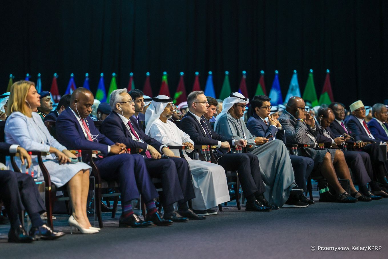 003_Prezydent_Andrzej_Duda_Swiatowy_Szczyt_Rzadow_Dubaj_ZEA_20250211_PK2_7870.jpg