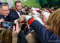 031_Andrzej_Duda_Ropczyce_spotkanie_mieszkańcy_20-02-2025_MB1_5684.jpg