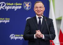 026_Andrzej_Duda_Ropczyce_spotkanie_mieszkańcy_20-02-2025_MB2_3956.jpg