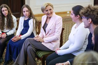009_Agata_Kornhauser_Duda_spotkanie_uczniowie_londynskiej_szkoly _20250221_GJB_9964.jpg