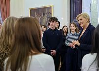 005_Agata_Kornhauser_Duda_spotkanie_licealisci_nauczyciele_20250226_LB_22025.jpg