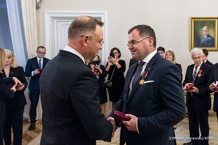 003_Andrzej_Duda_odznaczenia_sektor_bankowy_26-02-2025_MB1_8528.jpg