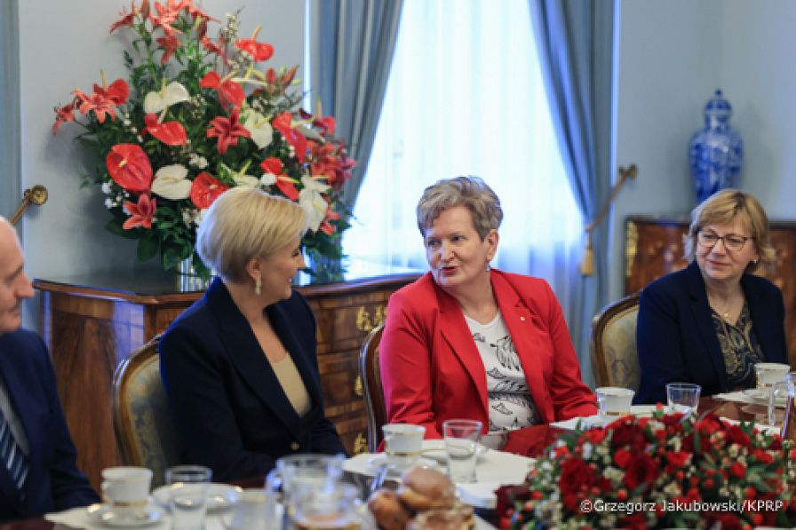 008_Agata_Kornhauser_Duda_spotkanie_wolontariusze_fundacje_małe_stópki_27-02-2025_GJA_3332.jpg.JPG