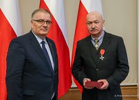 001_e_Minister_Andrzej_Dera_odznaczenia_przemiany_demokratyczne_w_Polsce_20250228_PK1_4453.jpg