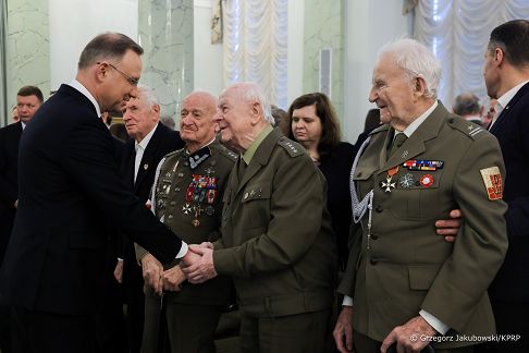 09_Andrzej_Duda_podpisanie_ustawy_o_ustanowieniu_Narodowego_Dnia_Pamieci zolnierzy_AK_20250206_GJA_8537.jpg