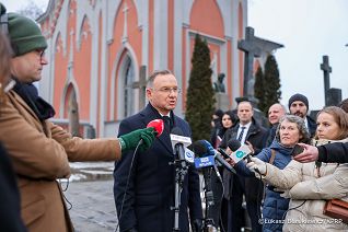 020_Andrzej_Duda_wizyta_robocza_Litwa_Nauseda_cmentarz_rossa_09-02-2025_LB_24929.jpg.JPG