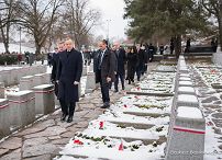 017_Andrzej_Duda_wizyta_robocza_Litwa_Nauseda_cmentarz_rossa_09-02-2025_LB_24707.jpg.JPG