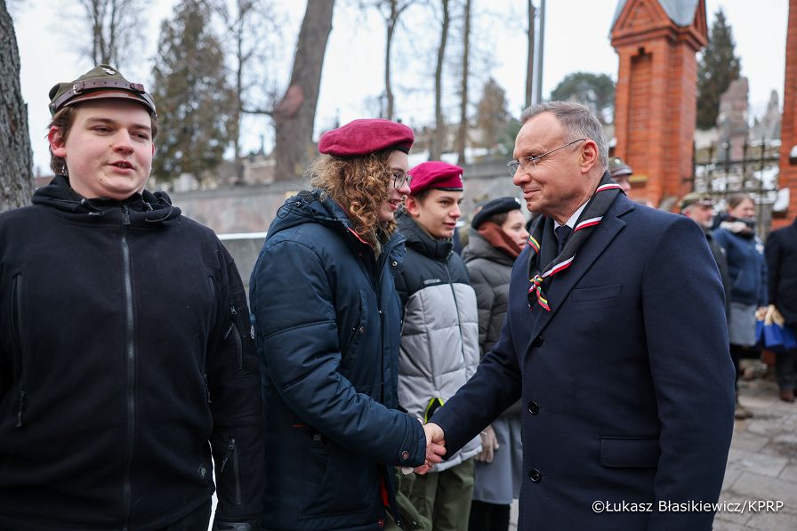 022_Andrzej_Duda_wizyta_robocza_Litwa_Nauseda_cmentarz_rossa_09-02-2025_LB_25080.jpg.JPG