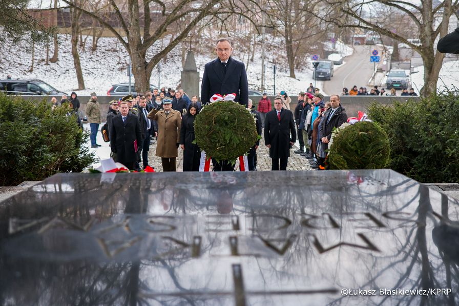 016_Andrzej_Duda_wizyta_robocza_Litwa_Nauseda_cmentarz_rossa_09-02-2025_LB_24691.jpg.JPG