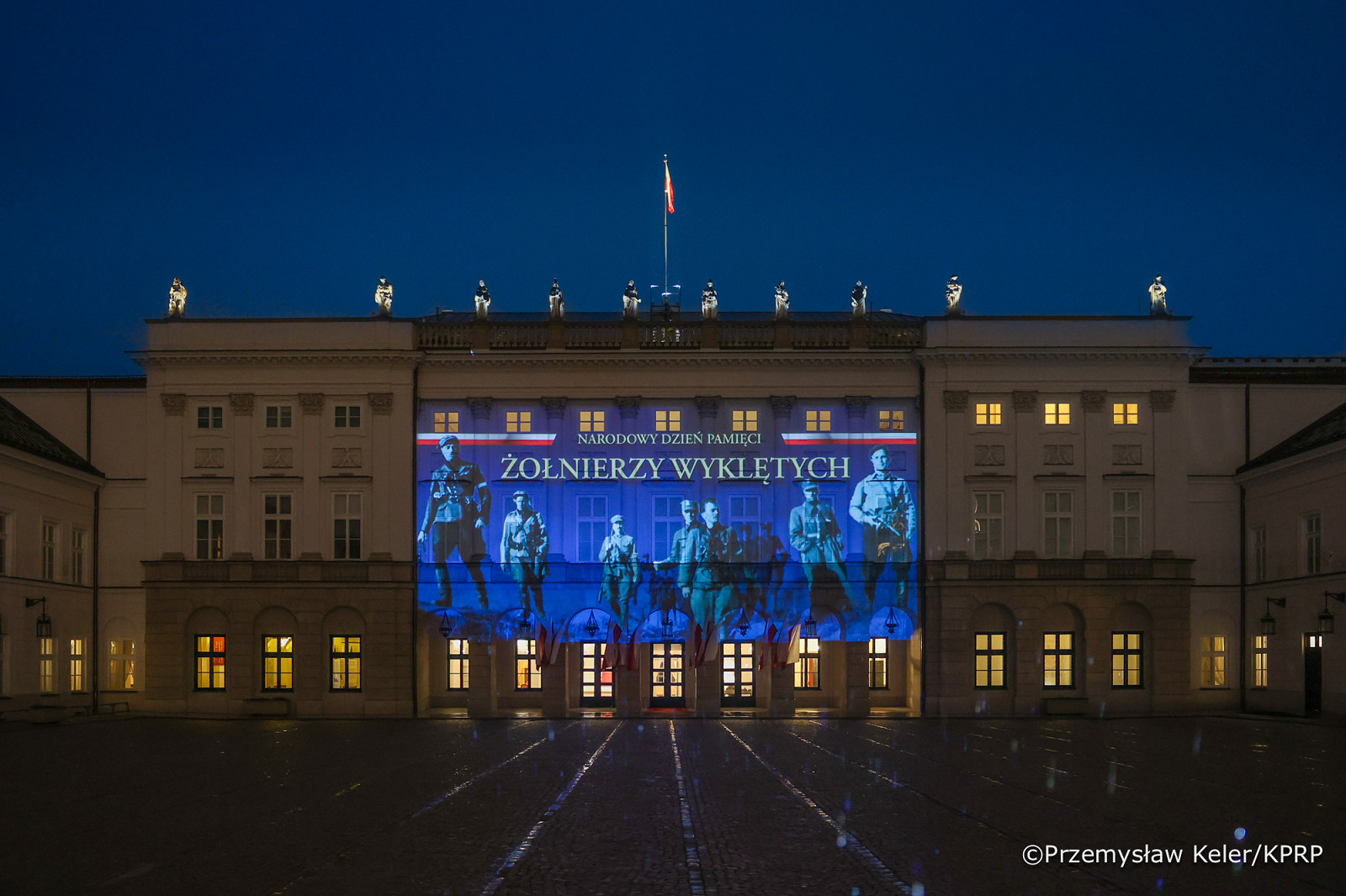 001_iluminacja_Narodowy_Dzień_Żołnierzy_Wyklętych_01-03-2025_PK1_6356.jpg.JPG [886.41 KB]