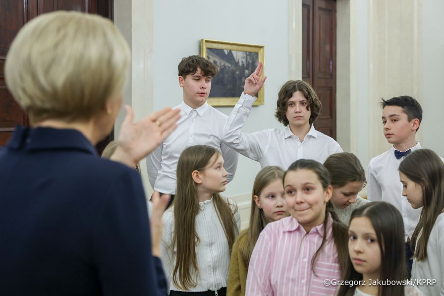 018_Agata_Kornhauser_Duda_spotkanie_uczniowie_szkoła_podstawowa_365_Warszawa_11-03-2025_GJB_1157.jpg.JPG