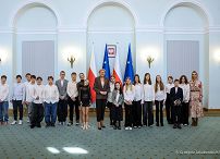 010_Agata_Kornhauser_Duda_spotkanie_uczniowie_SP_351_w_Warszawie_20250312_GJB_2013.jpg