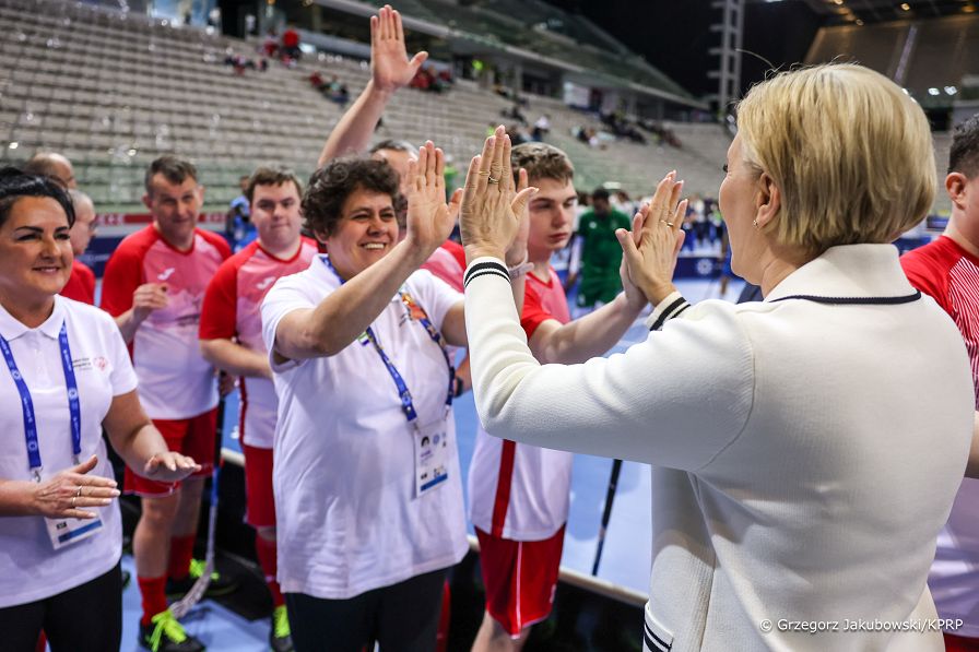 010_Para_Prezydencka_uczestnicy_Olimpiad_Specjalnych_Polska_trening_unihokeja_20250310_GJB_0858.jpg