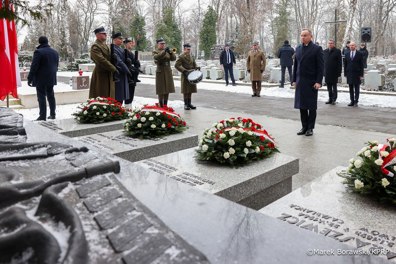 026_005_Andrzej_Duda_złożenie_wieńca_na_grobach_dowódców_AK_14-02-2025_MB1_2976.jpg.jpg