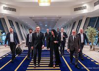 016_002_Prezydent_Andrzej_Duda_Dubaj_ZEA_powitanie_20250210_PK1_9814.jpg