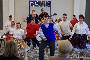 005_Agata_Kornhauser_Duda_spotkanie_Wojewódzki_Dom_Kultury_w_Kielcach_18-03-2025_GJA_1239.jpg.JPG