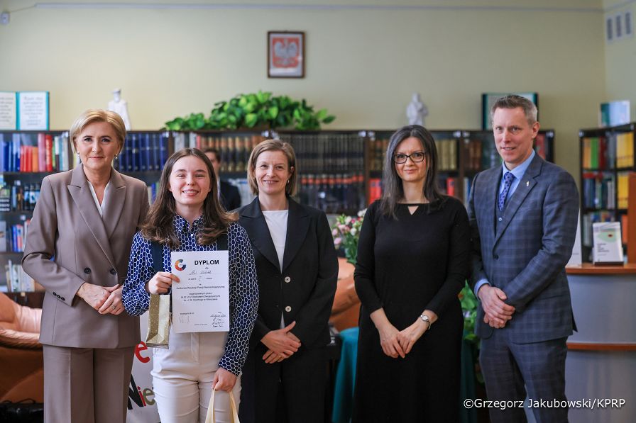 014_Agata_Kornhauser_Duda_finał_konkurs_poezji_niemieckojęzycznej_XLIX_LO_18-03-2025_GJA_1066.jpg.JPG