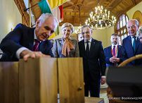 009_Andrzej_Duda_Agata_Korhauser_Duda_Wizyta_Węgry_Prezydent_Węgier_Tamas_Sulyok_Małżonka_powitanie_21-03-2025_LB_12922.jpg.JPG